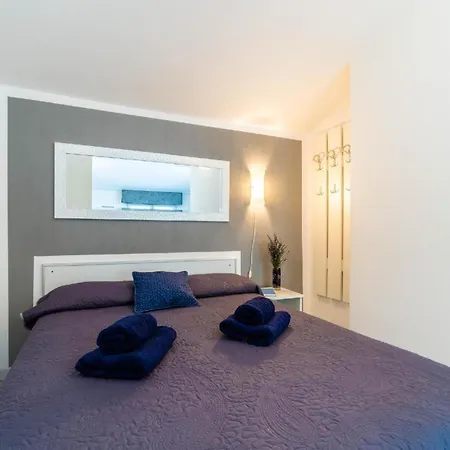 Fuer 2 Personen Ca 20 Qm In Krnica, Istrien Bucht Von Rasa