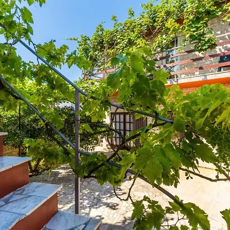 Fuer 2 Personen Ca 20 Qm In Krnica, Istrien Bucht Von Rasa Apartment Krnica